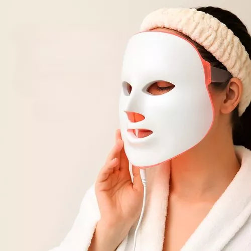 מסכת לד טיפול מתקדם בעור הפנים